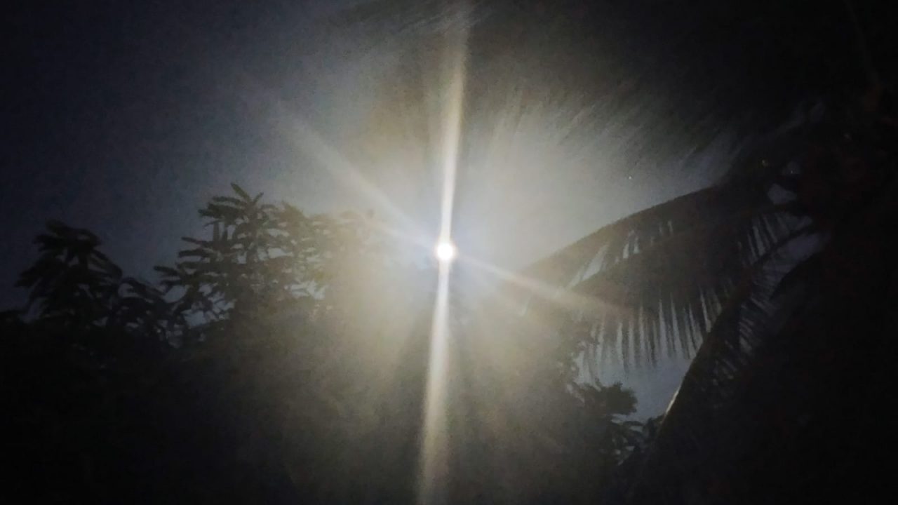 IGNACIO RENÉ HERNÁNDEZ MENESES – superluna fría le llaman, anoche se apreció gigantesca bajo el cielo de Acapulco (foto)