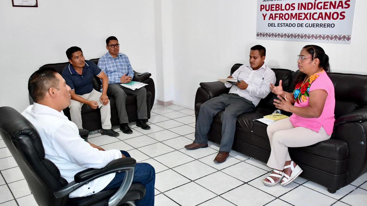 𝐒𝐄𝐃𝐄𝐏𝐈𝐀 𝐲 𝐂𝐨𝐧𝐠𝐫𝐞𝐬𝐨 𝐝𝐞𝐥 𝐄𝐬𝐭𝐚𝐝𝐨 𝐚𝐜𝐮𝐞𝐫𝐝𝐚𝐧 𝐢𝐧𝐬𝐭𝐚𝐥𝐚𝐫 𝐦𝐞𝐬𝐚𝐬 𝐝𝐞 𝐭𝐫𝐚𝐛𝐚𝐣𝐨 𝐩𝐚𝐫𝐚 𝐩𝐥𝐚𝐧𝐭𝐞𝐚𝐫 𝐩𝐫𝐨𝐩𝐮𝐞𝐬𝐭𝐚𝐬 𝐝𝐞 𝐫𝐞𝐟𝐨𝐫𝐦𝐚𝐬 𝐥𝐞𝐠𝐢𝐬𝐥𝐚𝐭𝐢𝐯𝐚𝐬 𝐞 𝐢𝐧𝐬𝐭𝐢𝐭𝐮𝐜𝐢𝐨𝐧𝐚𝐥𝐞𝐬 𝐚 𝐟𝐚𝐯𝐨𝐫 𝐝𝐞 𝐥𝐨𝐬 𝐩𝐮𝐞𝐛𝐥𝐨𝐬 𝐢𝐧𝐝𝐢𝐠𝐞𝐧𝐚𝐬 𝐲 𝐚𝐟𝐫𝐨𝐦𝐞𝐱𝐢𝐜𝐚𝐧𝐨