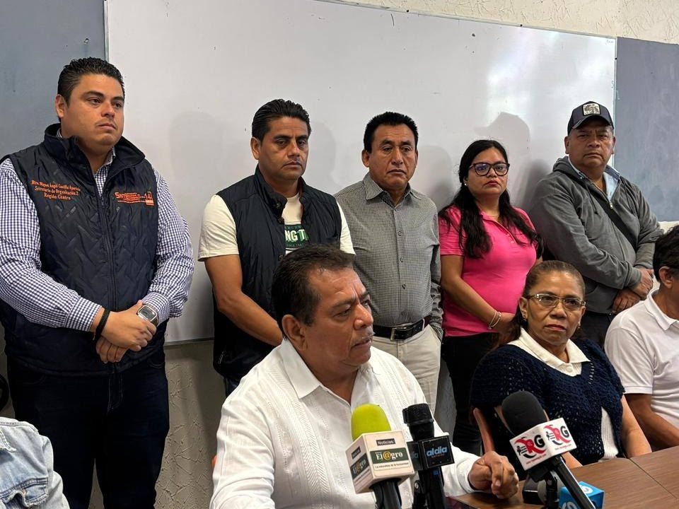 INICIAN PARO INDEFINIDO SNTE y CETEG, PIDEN PAGO DE BONO DE DICIEMBRE